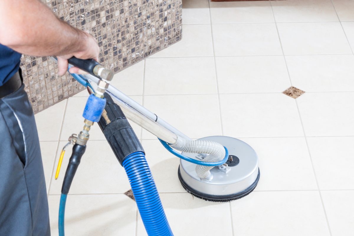 Advantages of Professional Tile Cleaning